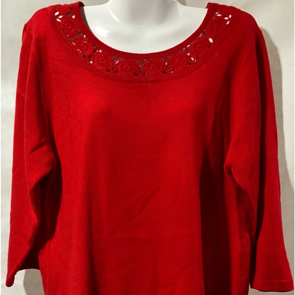 Red top  3/4 length sleeves, size large, detailing around the neck - Picture 1 of 5
